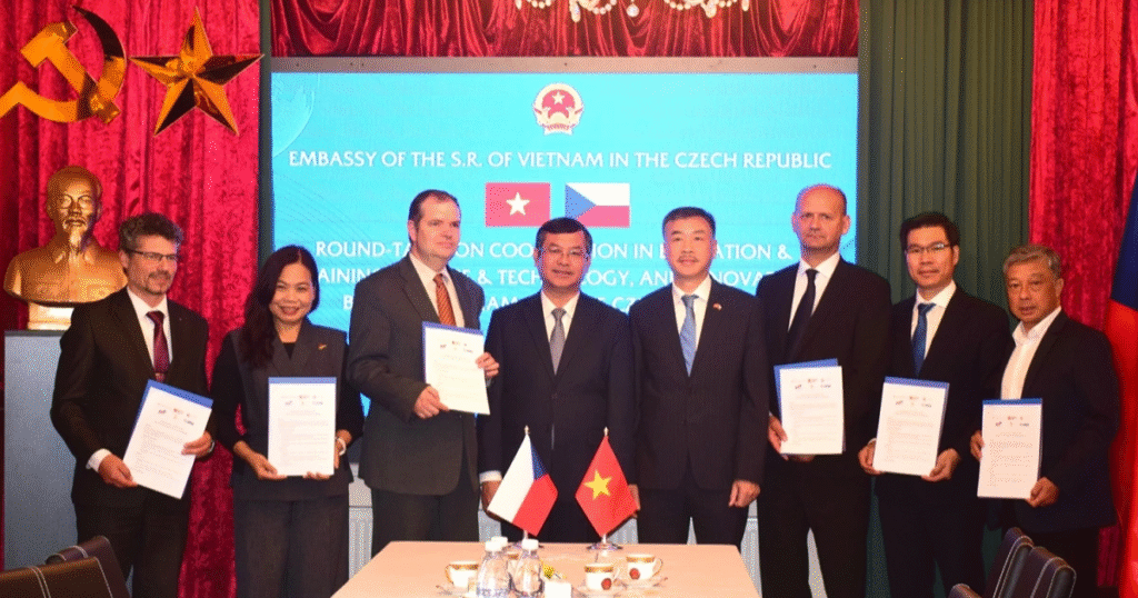 International collaboration with Czech Republic in aviation excellence